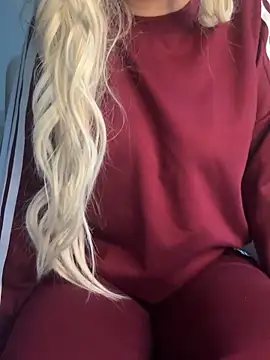 Snapshot of Manolya3434 chatting on 11-19-25, 10:32 Manolya3434 online show from 11-19-25, 10:32