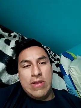 Snapshot of Enchulex919101 chatting on 11-22-25, 01:32 Enchulex919101 online show from 11-22-25, 01:32