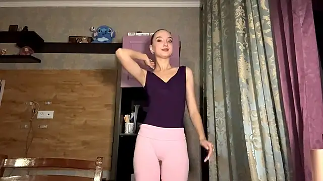 BrocadedEmulsion online show from 11-21-25, 04:16