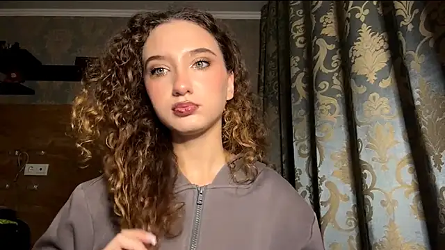 BrocadedEmulsion online show from 12-01-25, 04:23