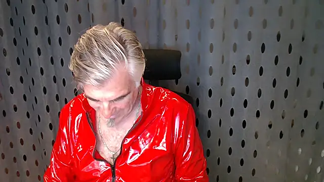 Snapshot of Buidapest chatting on 06-21-26, 11:29 Buidapest online show from 06-21-26, 11:29