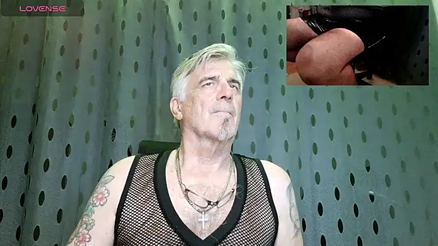 Snapshot of Buidapest chatting on 08-01-26, 12:21 Buidapest online show from 08-01-26, 12:21