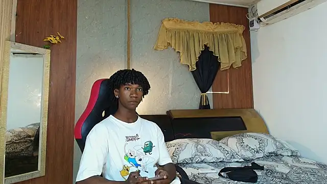 Snapshot of negga_cum chatting on 05-28-26, 01:41 negga cum online show from 05-28-26, 01:41