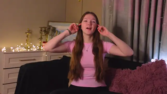 Snapshot of MelvinaEbner chatting on 12-05-25, 07:28 MelvinaEbner online show from 12-05-25, 07:28