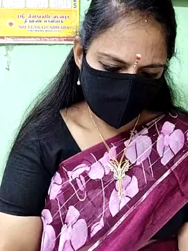 Queen-Neha online show from 11-28-25, 06:32