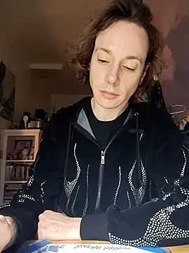 Snapshot of dragonlock chatting on 11-24-25, 12:54 dragonlock online show from 11-24-25, 12:54