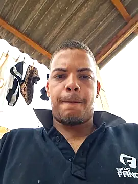 Snapshot of CLARO123F chatting on 11-18-25, 11:58 CLARO123F online show from 11-18-25, 11:58