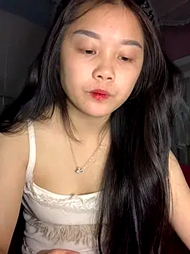 Snapshot of Baa-bee22 chatting on 12-04-25, 04:11 Baa-bee22 online show from 12-04-25, 04:11