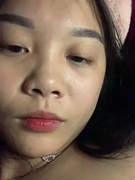 Snapshot of Baa-bee22 chatting on 12-14-25, 05:13 Baa-bee22 online show from 12-14-25, 05:13