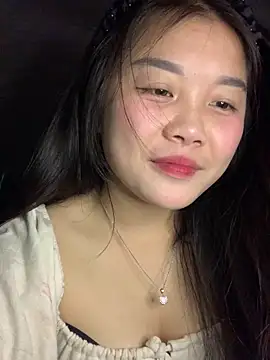 Snapshot of Baa-bee22 chatting on 12-23-25, 01:36 Baa-bee22 online show from 12-23-25, 01:36