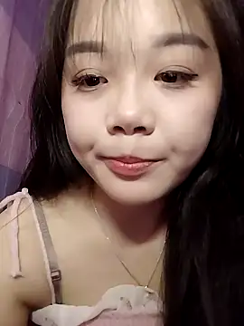 Snapshot of Baa-bee22 chatting on 04-23-26, 01:51 Baa-bee22 online show from 04-23-26, 01:51