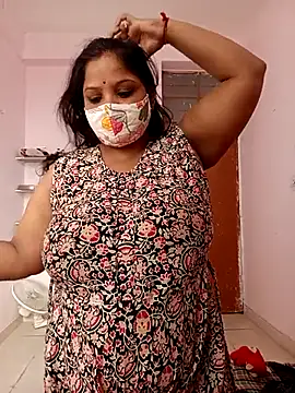 CUTE-LOVE-SWEETS online show from 01-14-26, 04:18