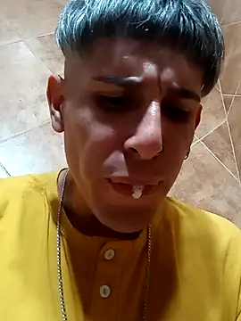 elpitoduro12Az online show from 11-18-25, 01:11