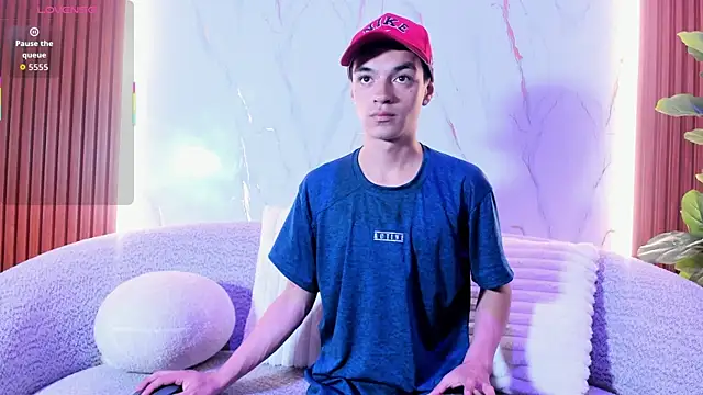 krisstormvg online show from 11-18-25, 08:13