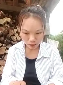 yu-zhen online show from 12-17-25, 02:50