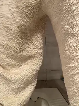 Snapshot of Yes-Baby-A chatting on 12-21-25, 08:49 Yes-Baby-A online show from 12-21-25, 08:49