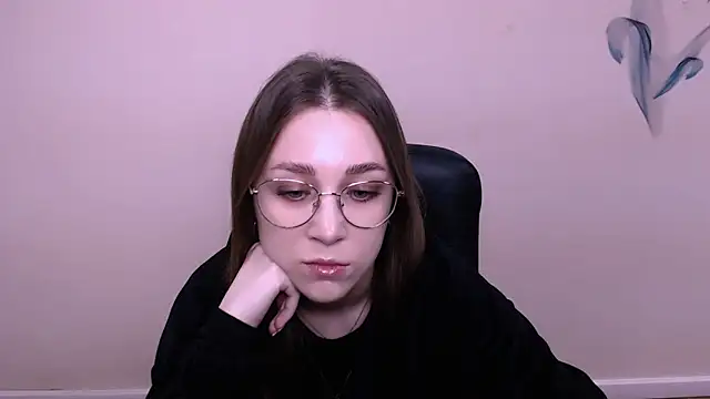 MillaTems  online show from 12-20-25, 07:48