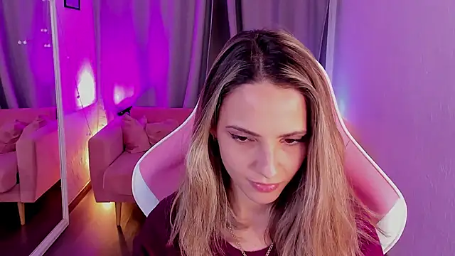 Snapshot of amelia_meili chatting on 11-22-25, 12:37 amelia meili online show from 11-22-25, 12:37