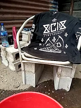 Snapshot of juunioreest chatting on 11-25-25, 05:35 juunioreest online show from 11-25-25, 05:35