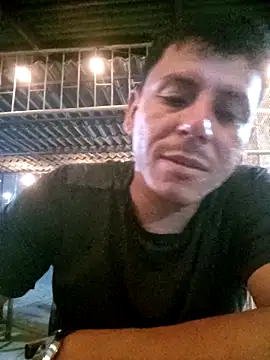 Snapshot of juunioreest chatting on 12-15-25, 11:53 juunioreest online show from 12-15-25, 11:53