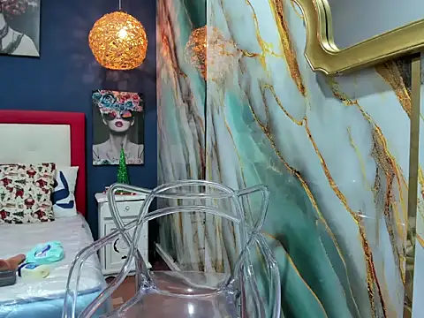 Snapshot of Xelena_Kiss chatting on 12-13-25, 08:47 Xelena Kiss online show from 12-13-25, 08:47