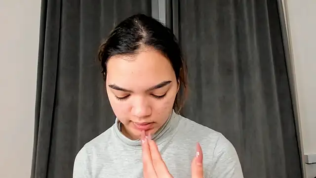 CoreenLuebbers online show from 12-15-25, 05:28