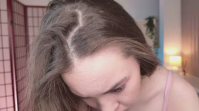 SilentLily online show from 11-25-25, 09:04