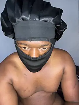 Snapshot of mrcougarfucker chatting on 03-19-26, 09:35 mrcougarfucker online show from 03-19-26, 09:35