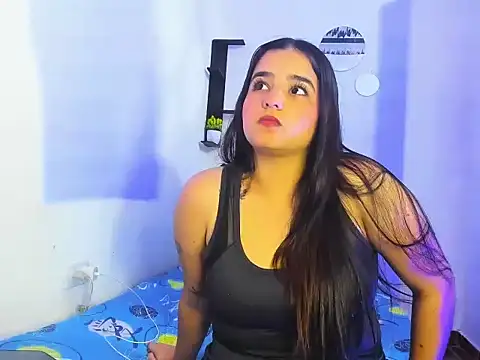 Snapshot of Babyhoney18 chatting on 12-05-25, 04:58 Babyhoney18 online show from 12-05-25, 04:58