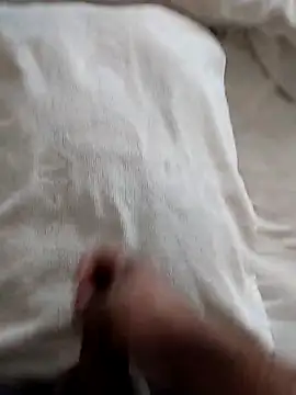 Snapshot of ponedordeperras chatting on 11-24-25, 05:56 ponedordeperras online show from 11-24-25, 05:56