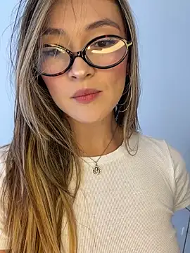 Snapshot of GeorginaBlack chatting on 03-11-26, 06:25 GeorginaBlack online show from 03-11-26, 06:25