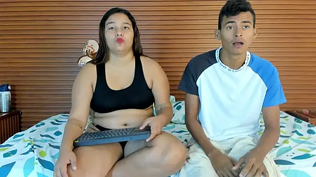 Snapshot of nathaly_matheo chatting on 11-29-25, 11:57 nathaly matheo online show from 11-29-25, 11:57