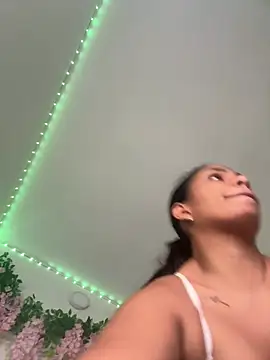 ArielleMillerr- online show from 02-23-26, 05:43