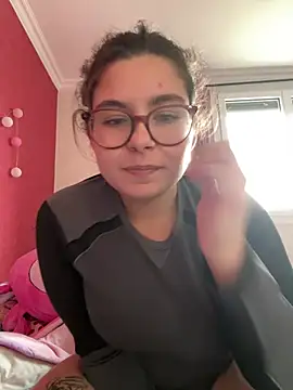 Snapshot of missseduction24 chatting on 02-12-26, 12:55 missseduction24 online show from 02-12-26, 12:55