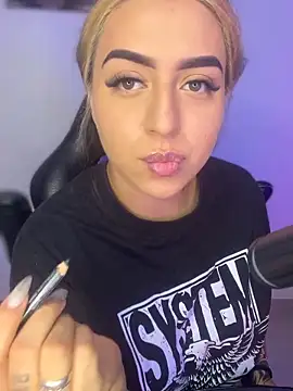 VeloraVyxen  online show from 11-18-25, 02:50