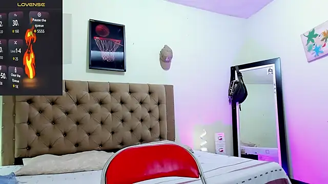 Snapshot of blorelopez chatting on 02-25-26, 12:09 blorelopez online show from 02-25-26, 12:09