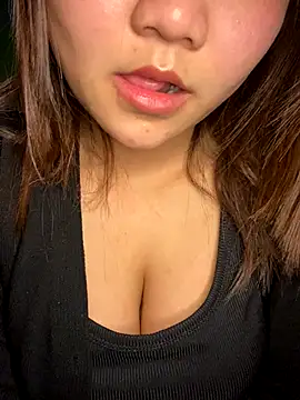 Snapshot of Sunset-yll chatting on 01-06-26, 07:56 Sunset-yll online show from 01-06-26, 07:56