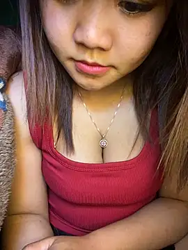 Snapshot of Sunset-yll chatting on 02-20-26, 09:26 Sunset-yll online show from 02-20-26, 09:26