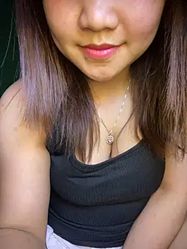 Snapshot of Sunset-yll chatting on 02-25-26, 03:43 Sunset-yll online show from 02-25-26, 03:43