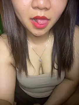 Sunset-yll online show from 05-19-26, 01:33