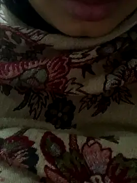 Snapshot of Only_Lali chatting on 11-26-25, 12:55 Only Lali online show from 11-26-25, 12:55