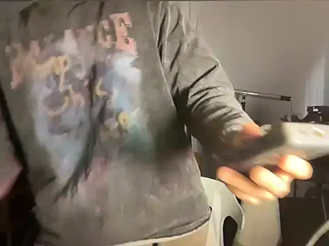 Juhone online show from 11-27-25, 06:48