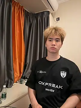 Snapshot of Juhone chatting on 03-25-26, 05:08 Juhone online show from 03-25-26, 05:08