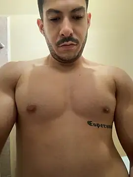 Snapshot of DARG_17 chatting on 11-23-25, 11:37 DARG 17 online show from 11-23-25, 11:37