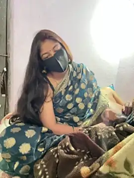 Snapshot of cutestpearl chatting on 12-21-25, 04:47 cutestpearl online show from 12-21-25, 04:47