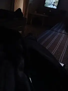 ouchenshadow2975 online show from 11-18-25, 04:00