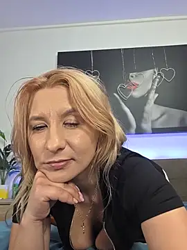 KaylinJan online show from 06-05-26, 03:57
