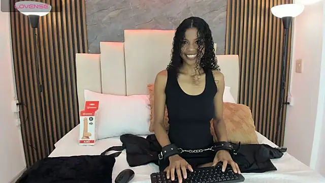 catiusca reyes 03 online show from 12-04-25, 02:15