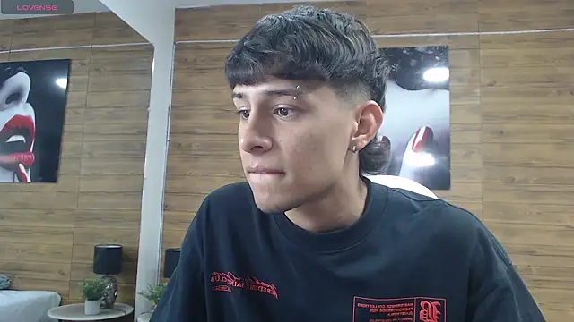 DraxBlade09 online show from 03-12-26, 07:09