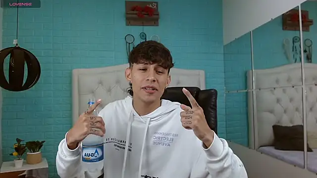 DraxBlade09 online show from 04-18-26, 07:58